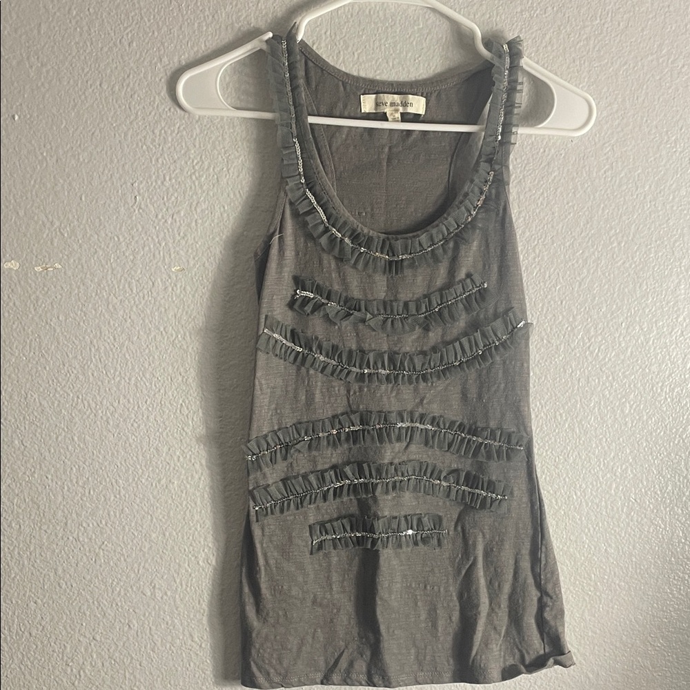 ✨LAST CHANCE ✨Steve Madden Gray Ruffle Tank Top